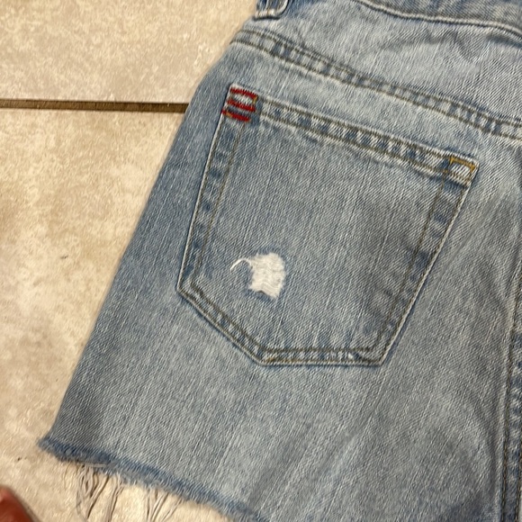 Urban Outfitters BDG High Rise Girlfriend Destroyed Shorts 26 - Picture 8 of 8
